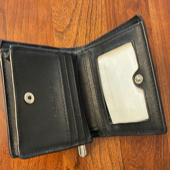 Michael Kors womens wallet black NEW 4 x 4 inches. - Picture 6 of 8